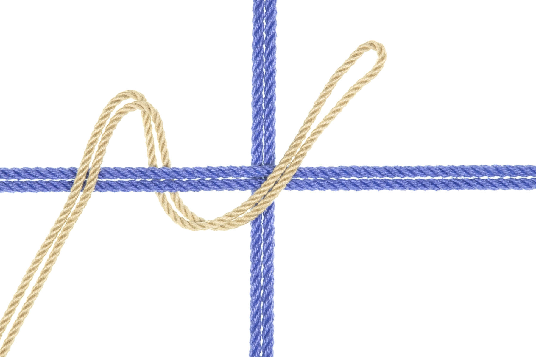 The tan rope crosses over the intersection of the two blue ropes, into the NE quadrant.